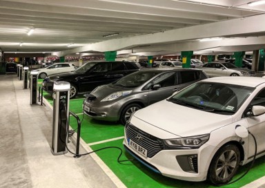 opladen vloot ondergrondse parkeerplaats